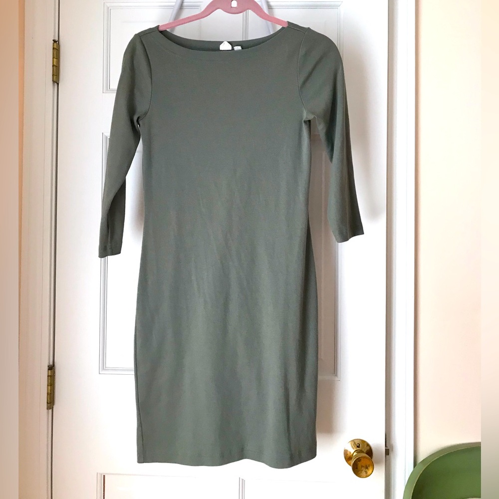Gap knit dress. XS.  Sage green color